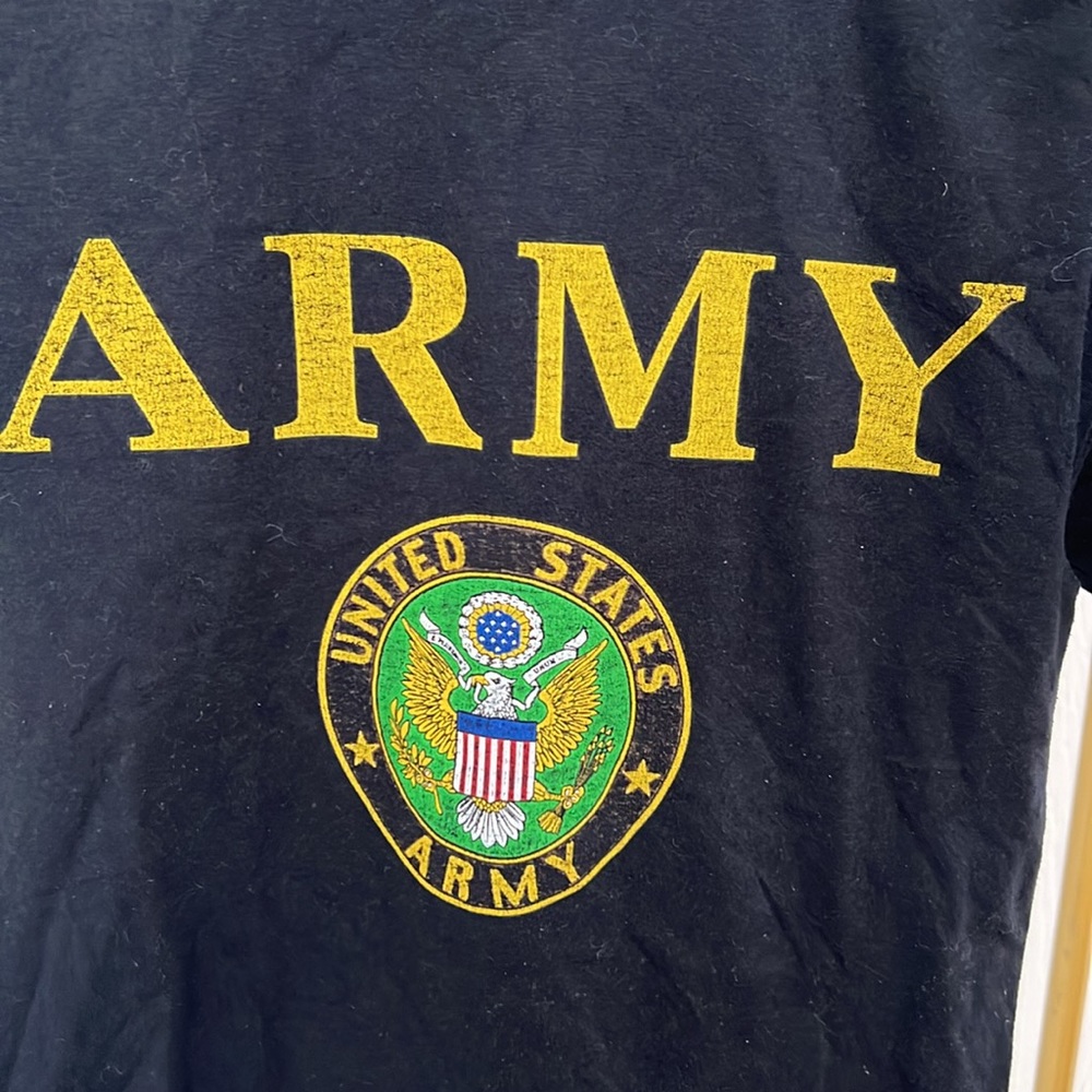 ARMY t shirt